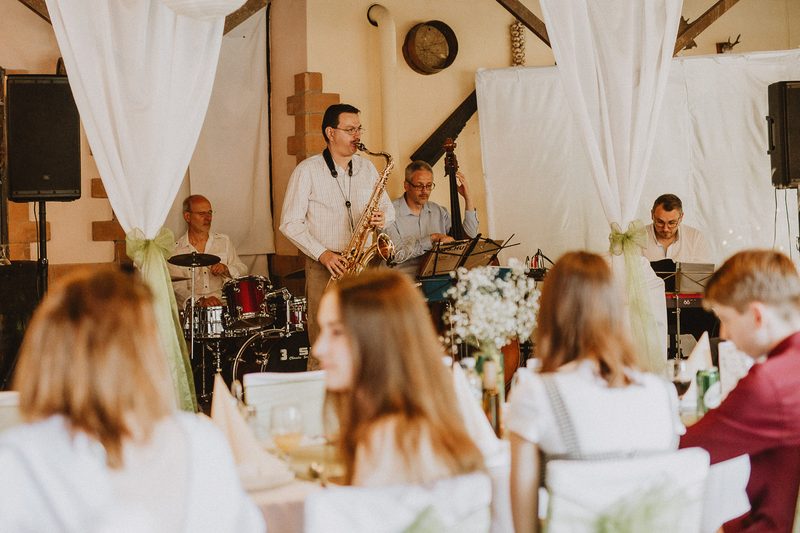 Jazz in the Shade – Esküvő a gyulai Thermál Motel kertjében, Gyula, 2021. június
